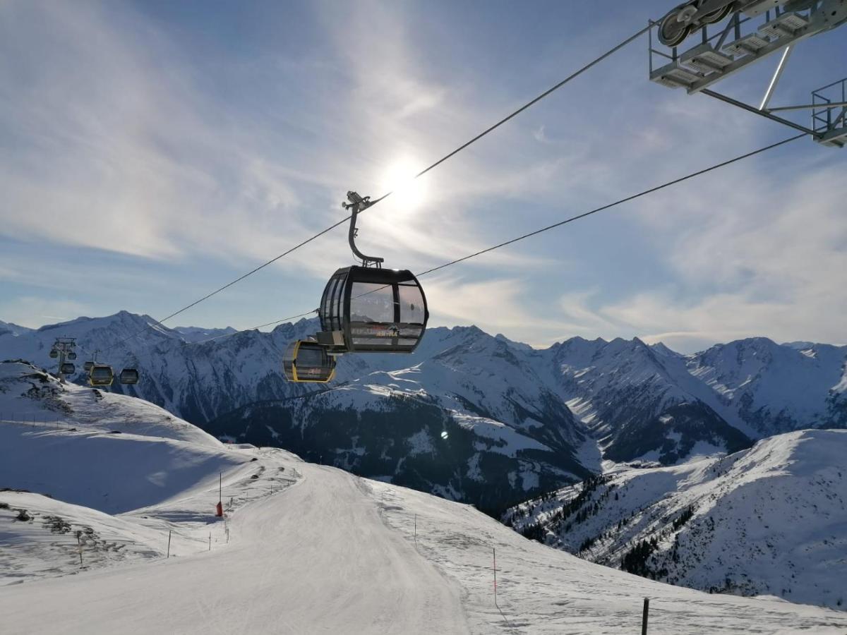 Montepart Zillertal Apartment Hainzenberg Luaran gambar